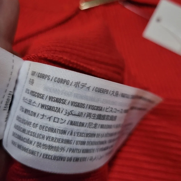 NWT Abercrombie Long Sleeve Ribbed Knit Mini Sweater Dress w/ Neckline Cutout. - Picture 5 of 5